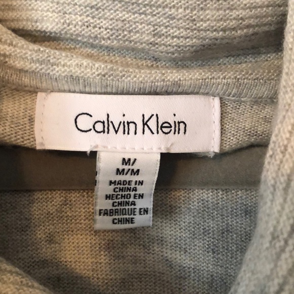 Sweater - Picture 2 of 3